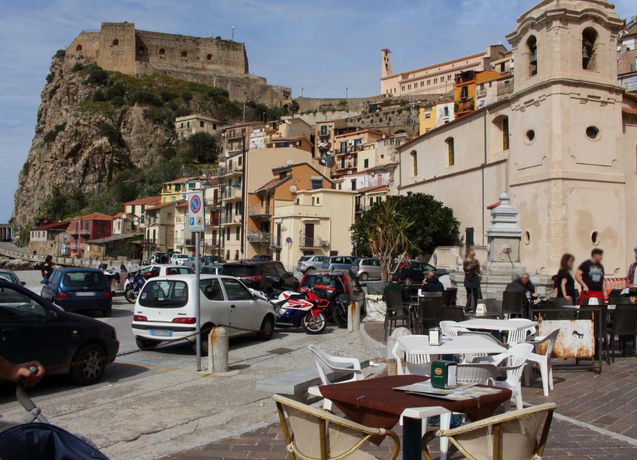 Mareblu Apartment Scilla Bagian luar foto