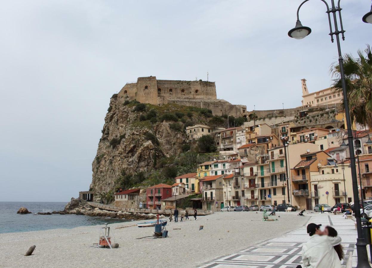 Mareblu Apartment Scilla Bagian luar foto
