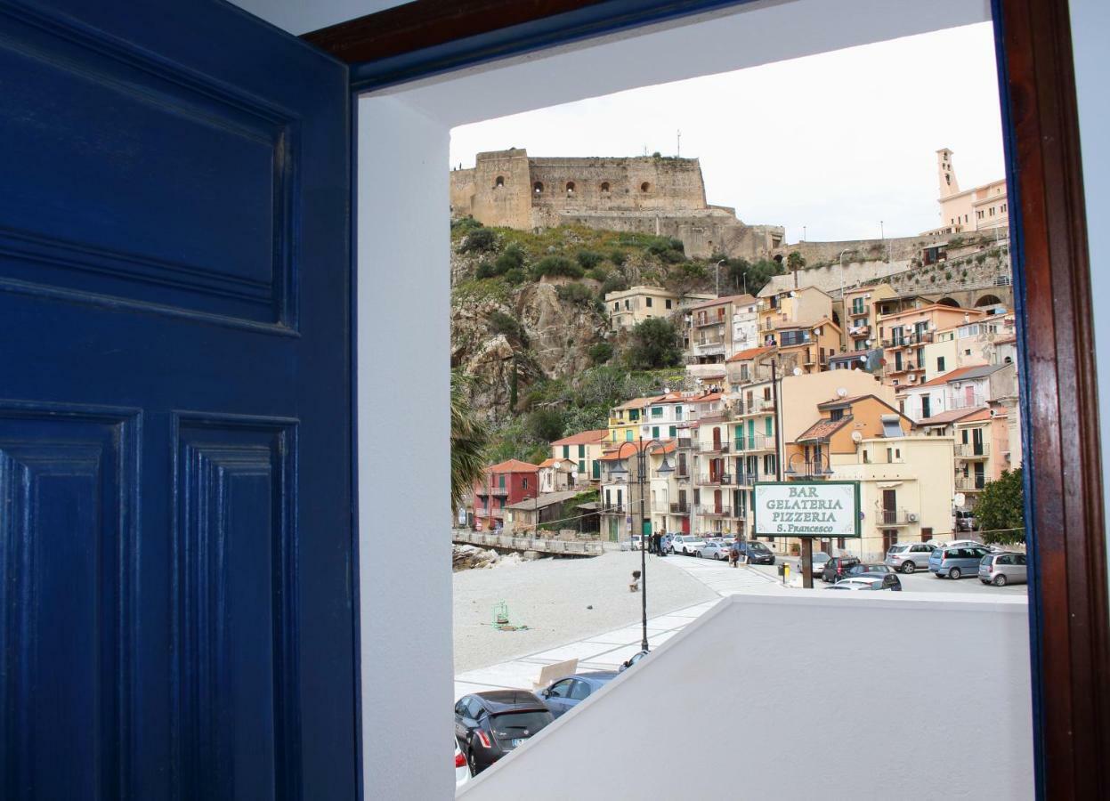 Mareblu Apartment Scilla Bagian luar foto