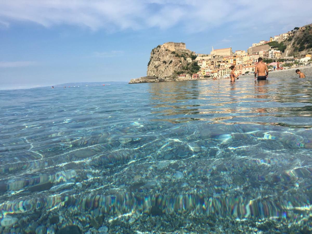 Mareblu Apartment Scilla Bagian luar foto