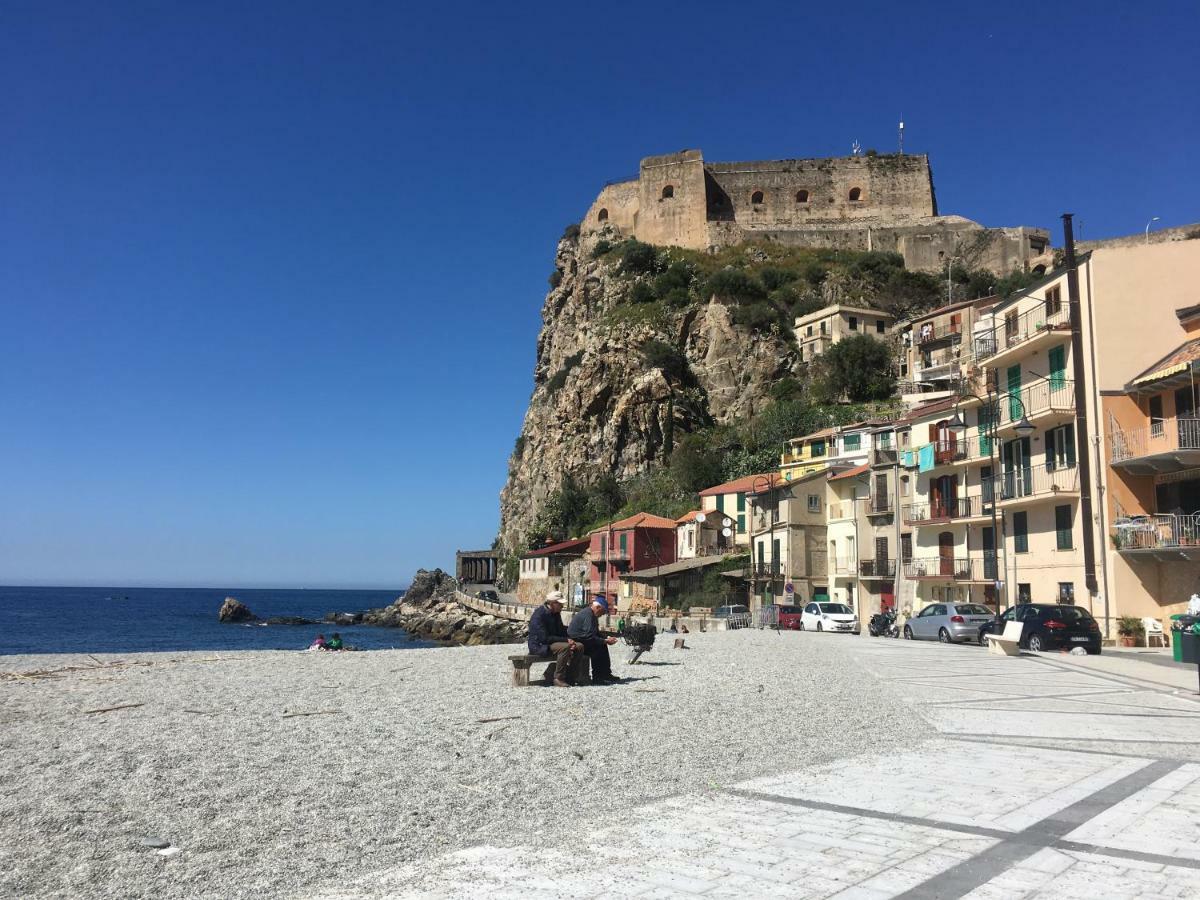 Mareblu Apartment Scilla Bagian luar foto