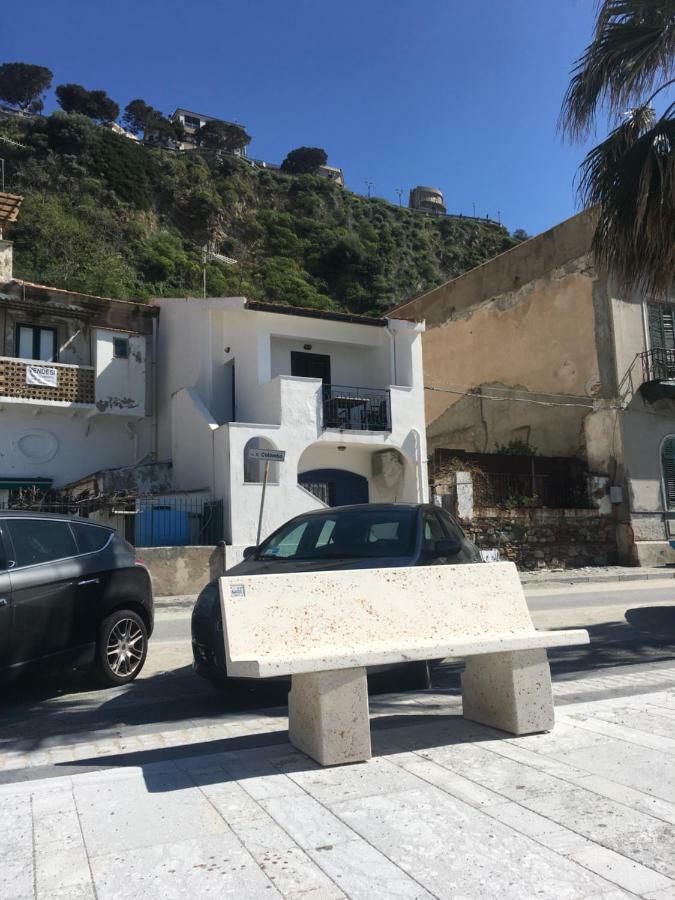 Mareblu Apartment Scilla Bagian luar foto