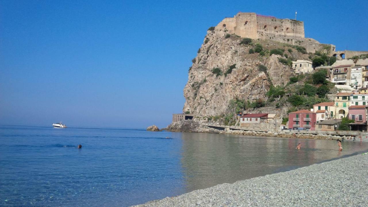 Mareblu Apartment Scilla Bagian luar foto