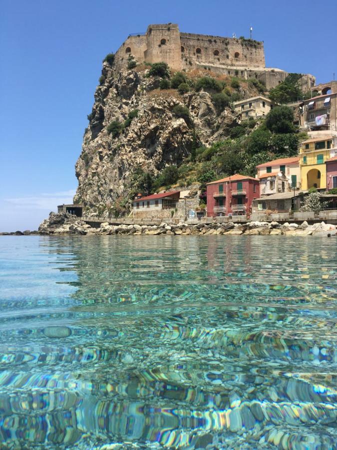 Mareblu Apartment Scilla Bagian luar foto